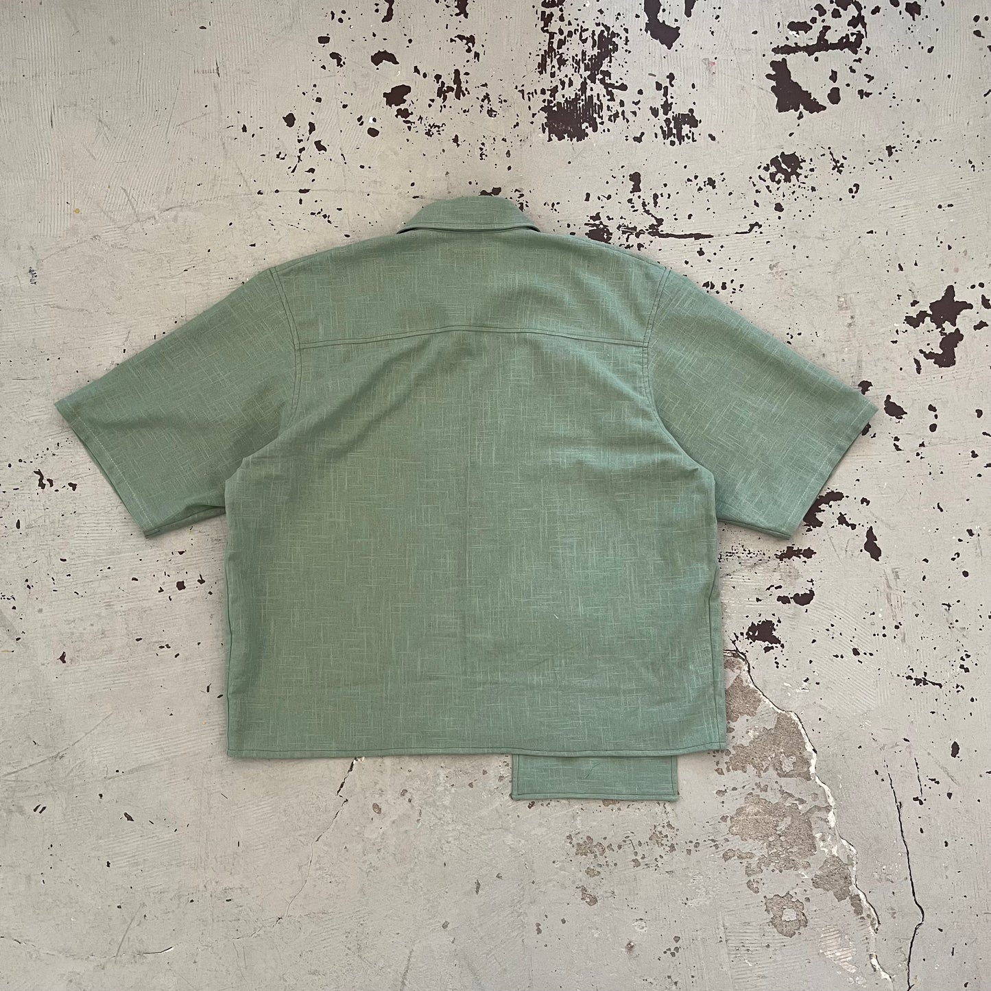 Hanging Pocket Shirt - Medium